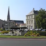 Le Renard D'hotes Vezieres